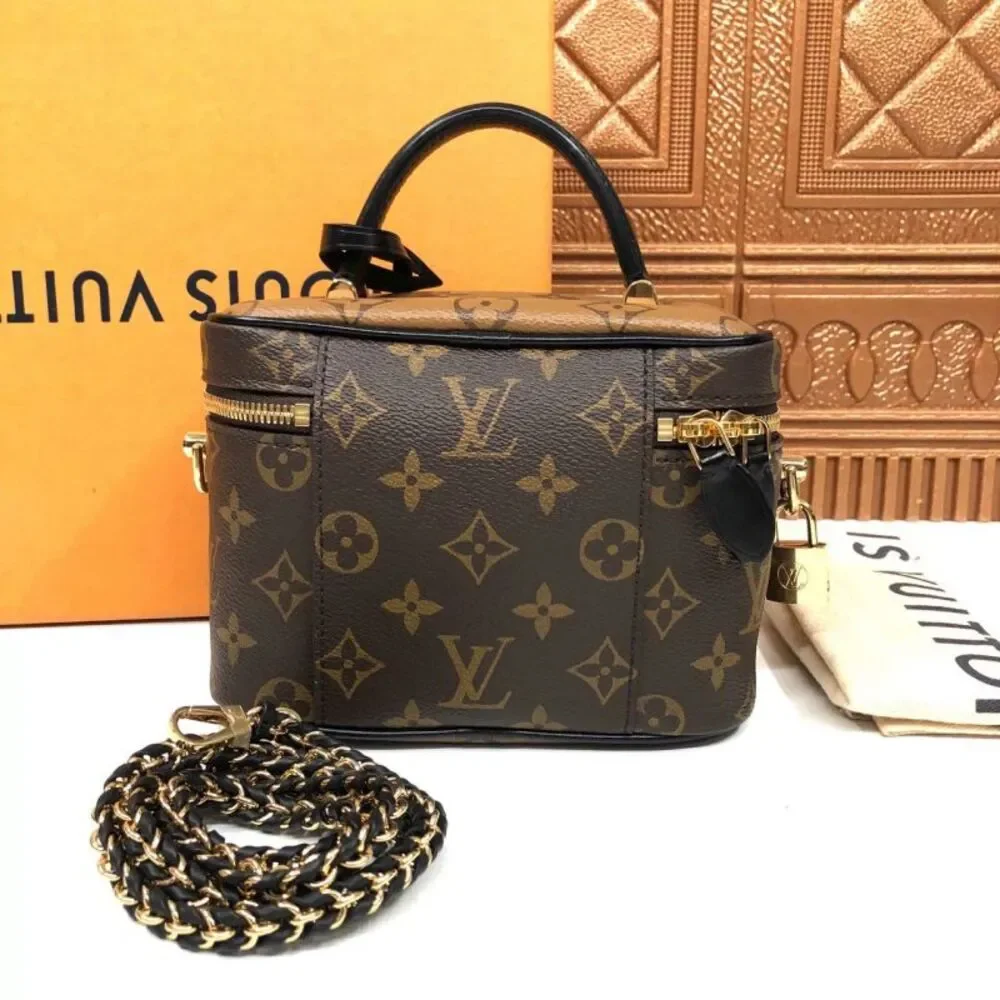 Louis Vuitton Women Pre-Loved Bag Very Good Condition